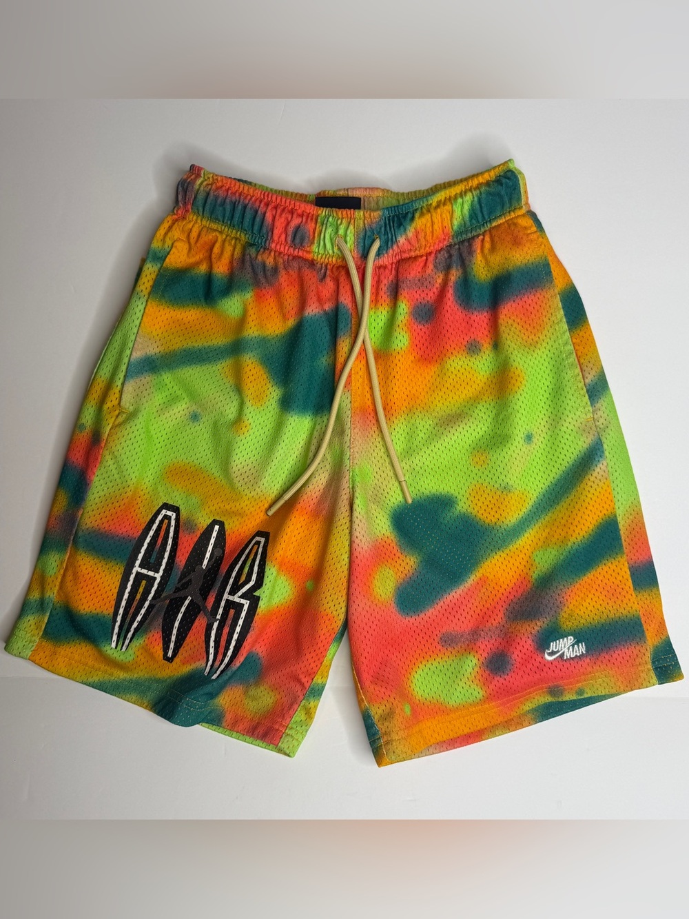 Nike Jordan Flight MVP Men’s Shorts Small Multi Spray Print DQ8024-252 EUC